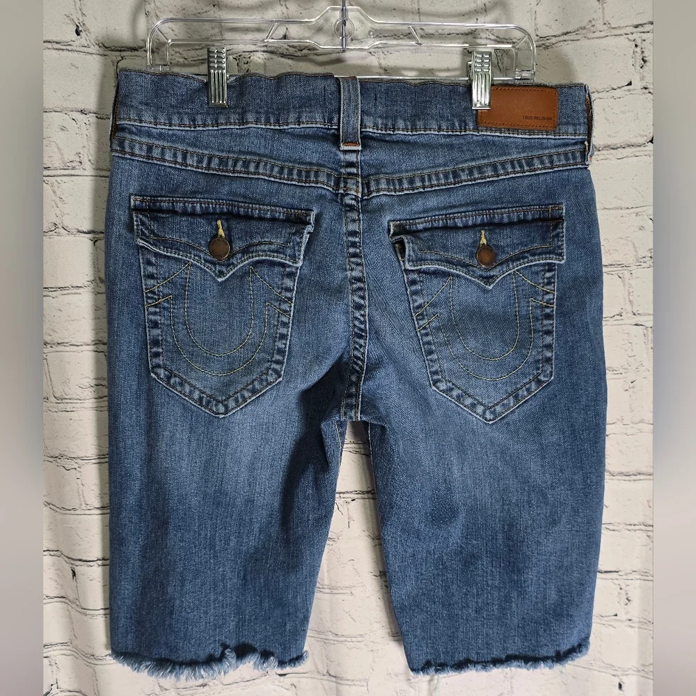 True Religion Men's Blue Denim Cutoff‎ Shorts Size 33